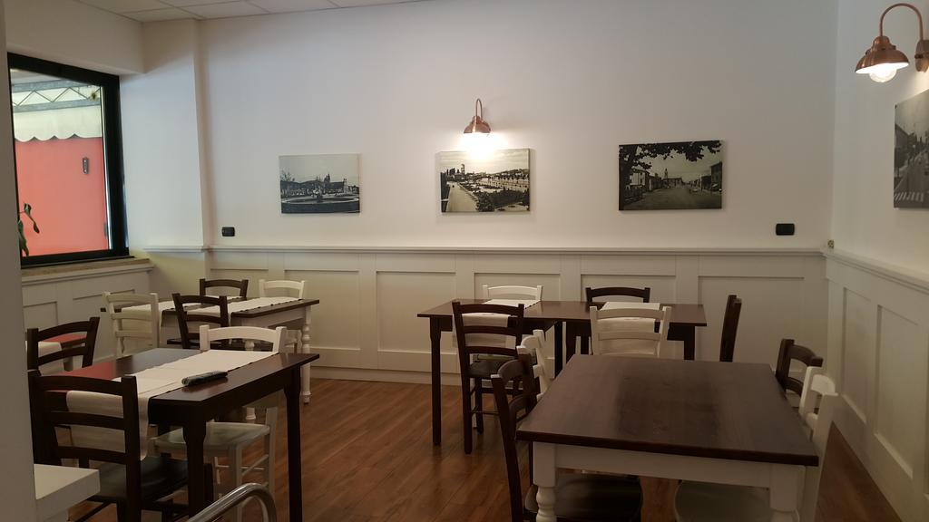 Albergo Pizzeria Sole Сан-Джованни-Лупатото Экстерьер фото